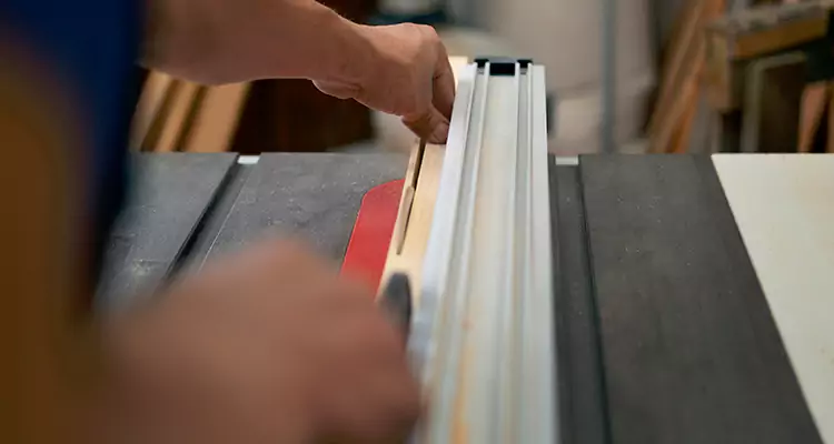 Bifold Door Seal Repair in Jacksonville Beach, FL