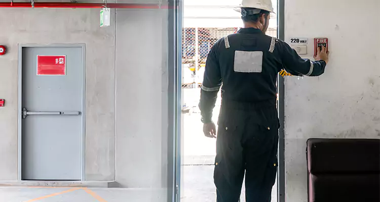 Emergency Fire Exit Door Repair in Jacksonville Beach, FL