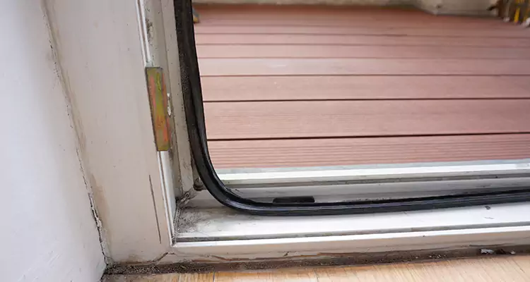 Why Choose Us for Leaking Sliding Glass Door Repair in Jacksonville Beach, FL?