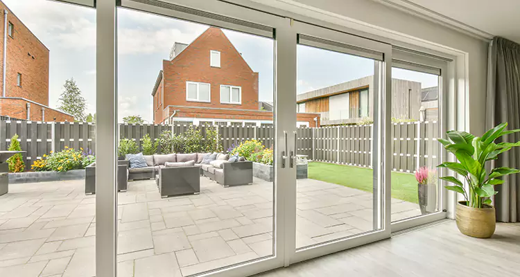 Best Sliding Screen Door Replacement Company in Jacksonville Beach, FL