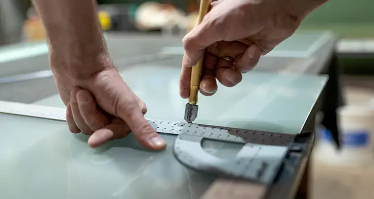 Glass Scratch Repair in Jacksonville Beach, FL