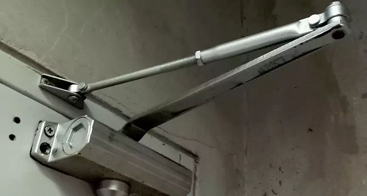 Door Closer Oil Leak Repair in Jacksonville Beach, FL