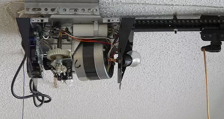 Garage Door Motor Replacement in Jacksonville Beach, FL
