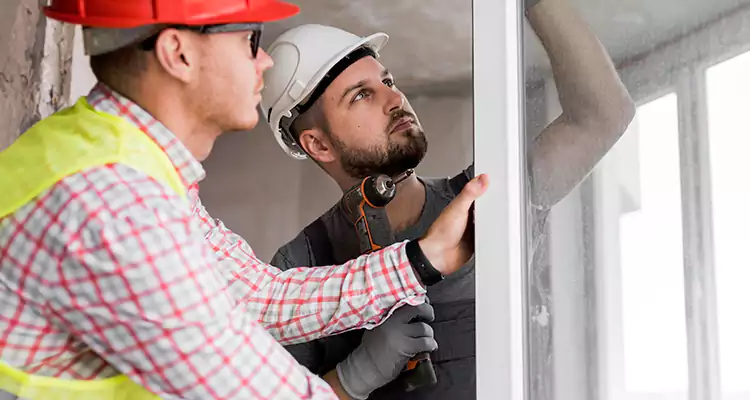 Sliding Patio Door Sticking? Expert Repair in Jacksonville Beach, FL.